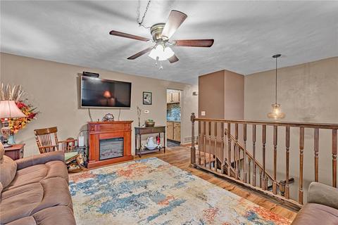 1548 Hancock Ave, Apollo, PA 15613 photo 6