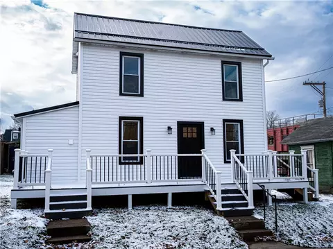 500 New York Ave, Rochester, PA 15074