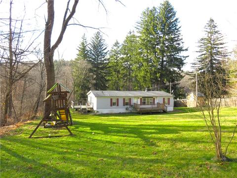 136 Patton Hill Rd, Loyalhanna, PA 15684