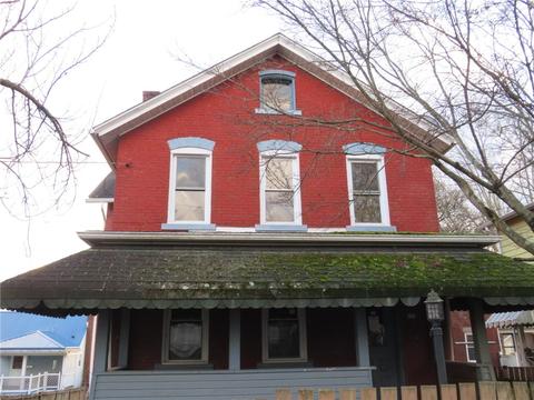 208 Floral Ave, Leechburg, PA 15656