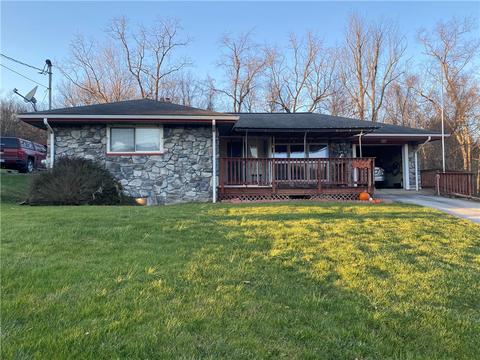 1247 State Route 40 W, Claysville, PA 15323
