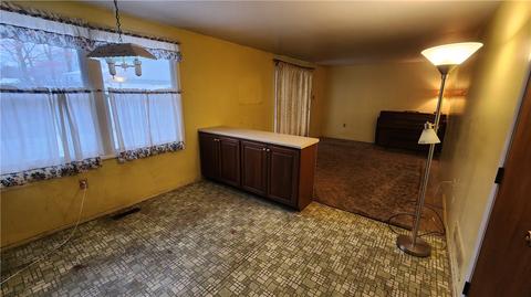 102 Cherry Tree Pl, Coraopolis, PA 15108 photo 9