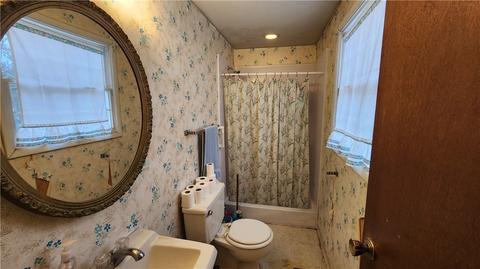 102 Cherry Tree Pl, Coraopolis, PA 15108 photo 13