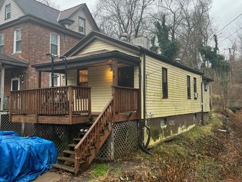 518 Kearns Ave, Pittsburgh, PA 15220
