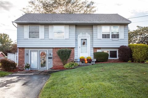 2312 Cowling Rd, Scottdale, PA 15683