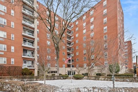 4601 Fifth #829, Pittsburgh, PA 15213