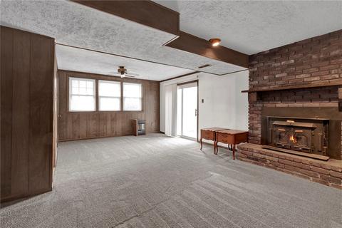 167 Edgewater Dr, Monaca, PA 15061 photo 17