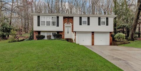 167 Edgewater Dr, Monaca, PA 15061 photo 1