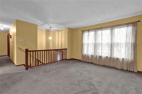167 Edgewater Dr, Monaca, PA 15061 photo 3