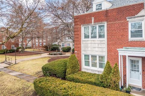 825 Morewood Ave #N, Pittsburgh, PA 15213