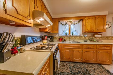 335 Beech St, Vandergrift, PA 15690 photo 7