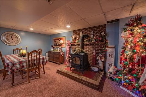 335 Beech St, Vandergrift, PA 15690 photo 16