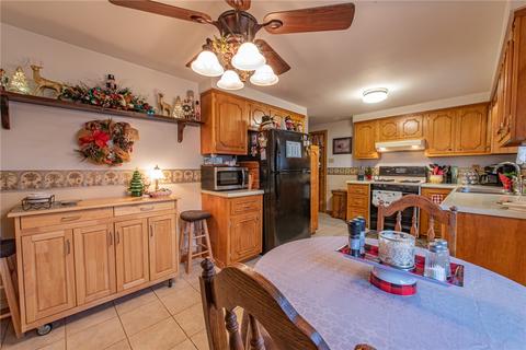 335 Beech St, Vandergrift, PA 15690 photo 5