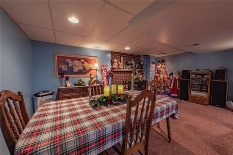 335 Beech St, Vandergrift, PA 15690 photo 17