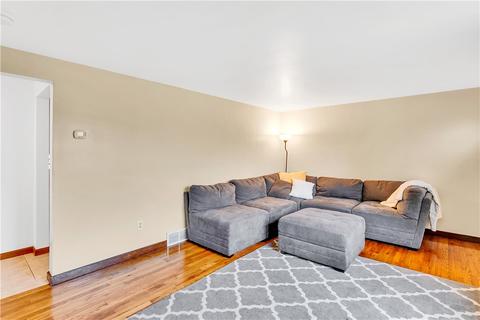 5190 Hardt Rd, Hampton, PA 15044 photo 5