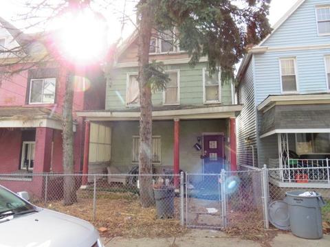 236 Lobinger Ave, North Braddock, PA 15104 photo 4