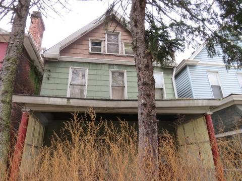 236 Lobinger Ave, North Braddock, PA 15104 photo 1