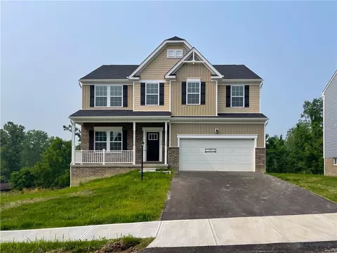 560 Gardenia Dr, Rostraver Township, PA 15012