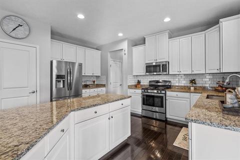 101 Olivia Ave, Mars, PA 16046 photo 5
