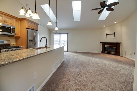 79 Windcrest Dr, Cecil, PA 15321 photo 4
