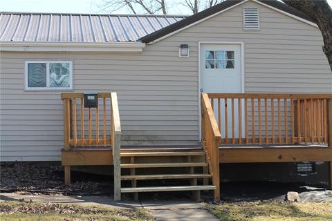 2612 Palm St, Natrona Heights, PA 15065