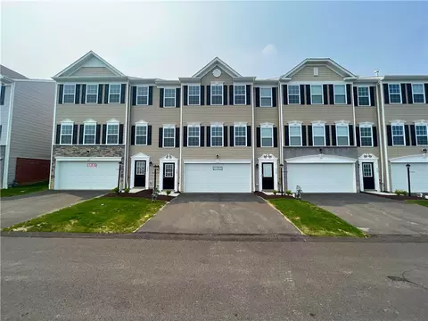 115 Ziva Dr #16C, Greensburg, PA 15601