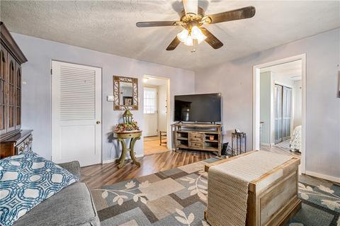 2099 Marshall Rd, Monaca, PA 15061 photo 5