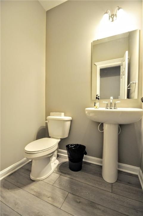 219 Lockheed Dr, Mooncrescent Twp, PA 15108 photo 14