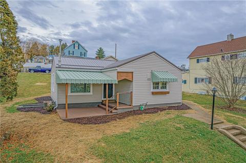 205 1st St, Bentleyville, PA 15314