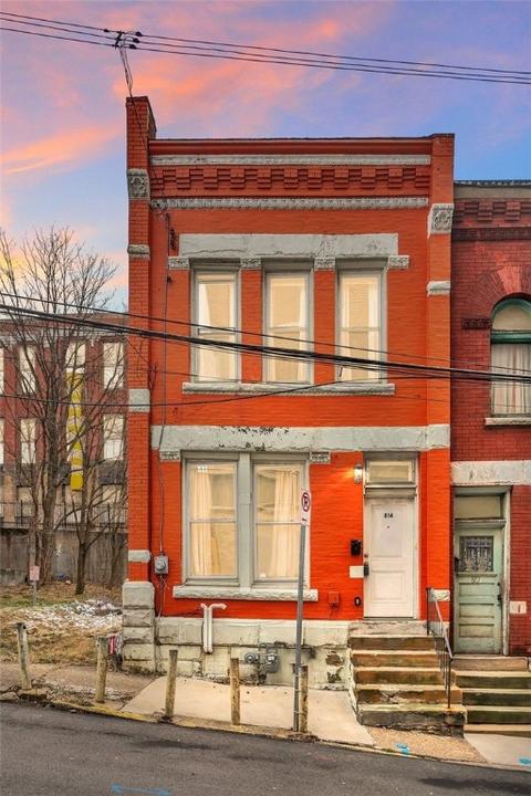 814 Crawford St, Pittsburgh, PA 15219