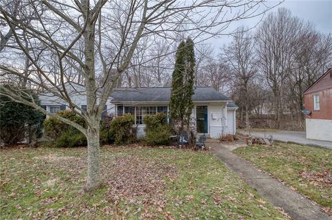 10 Oakwood Ter, Oakmont, PA 15139