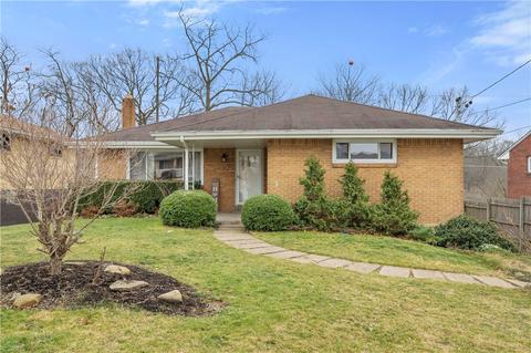 1946 Outlook Dr, Verona, PA 15147