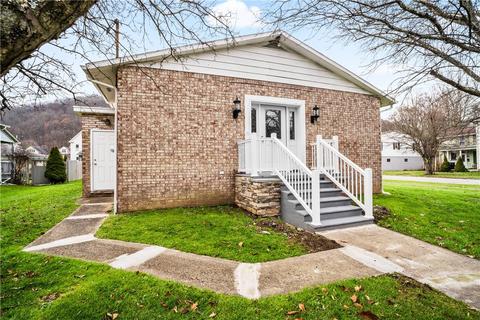 545 Elk, Franklin, PA 16323