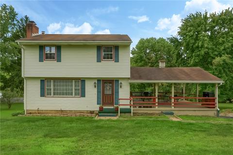 112 Arnold Rd, Big Beaver, PA 15010