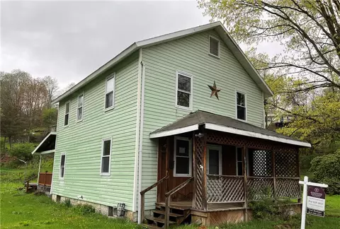 899 Allen Way, Brockway, PA 15824