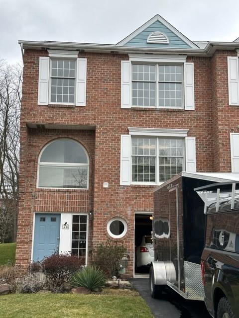 78 Unity Square Dr, Greensburg, PA 15601