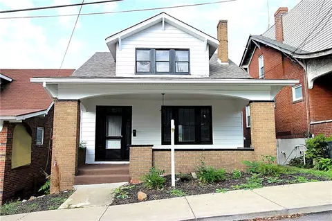 327 N Jefferson Ave, Canonsburg, PA 15317