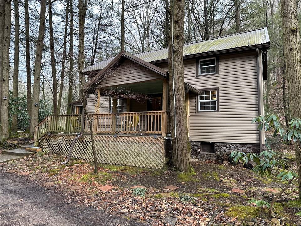 282 Dark Hollow Rd, Confluence, PA 15424 1 photo Movoto