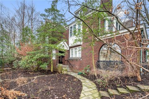 601 Pitcairn Pl, Pittsburgh, PA 15232