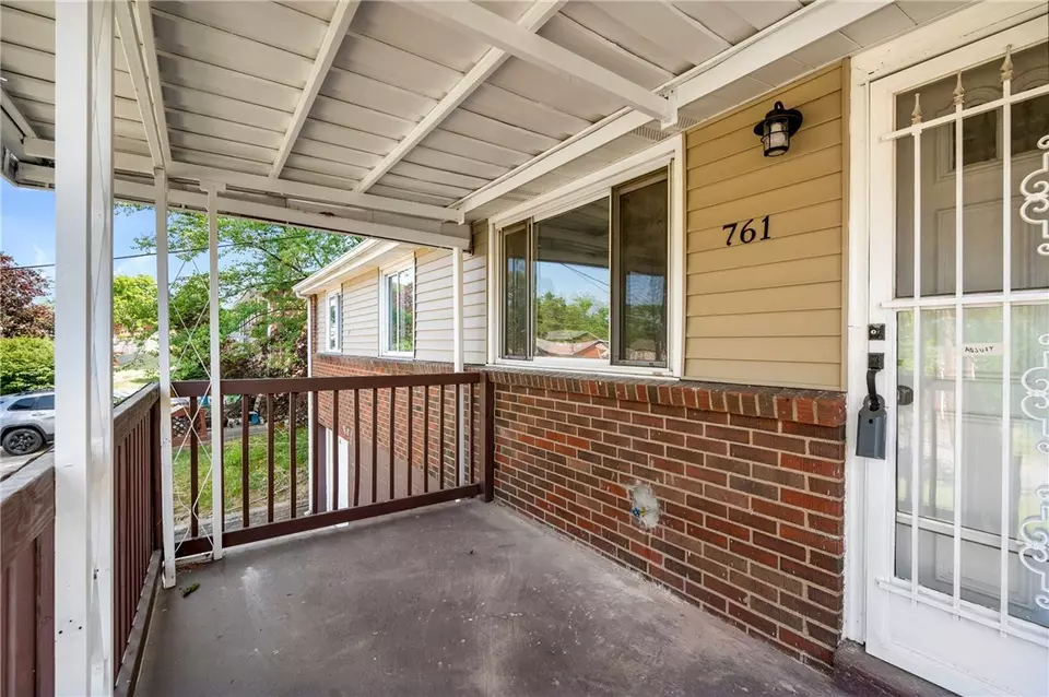  761 Illini, Monroeville, PA 15146 photo 2