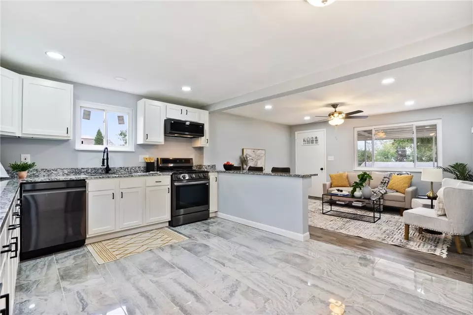  761 Illini, Monroeville, PA 15146 photo 6