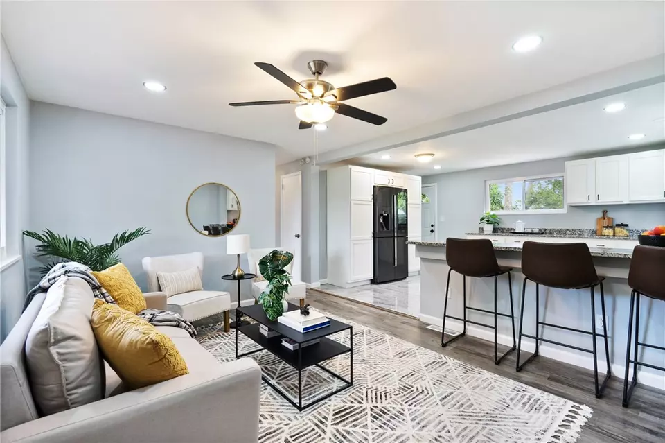  761 Illini, Monroeville, PA 15146 photo 4