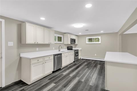 6054 Sinan Dr, Export, PA 15632 photo 4