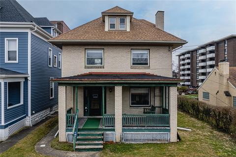 824 Malvern Rd, Avalon, PA 15202