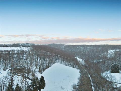 000 Franklin Rd, Evans City, PA 16033