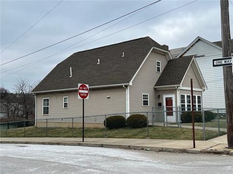 11 Moody St, Braddock, PA 15104 photo 2