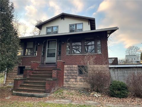 1305 Park Ave, Washington, PA 15301