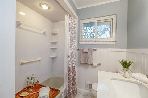 422 Mars Rd, Mars, PA 16046 photo 10