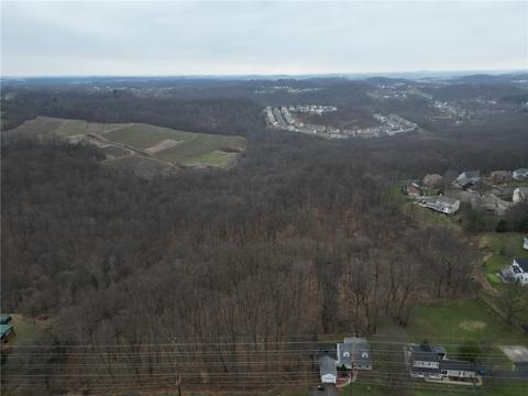 422 Mars Rd, Mars, PA 16046 photo 3