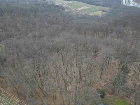 422 Mars Rd, Mars, PA 16046 photo 2